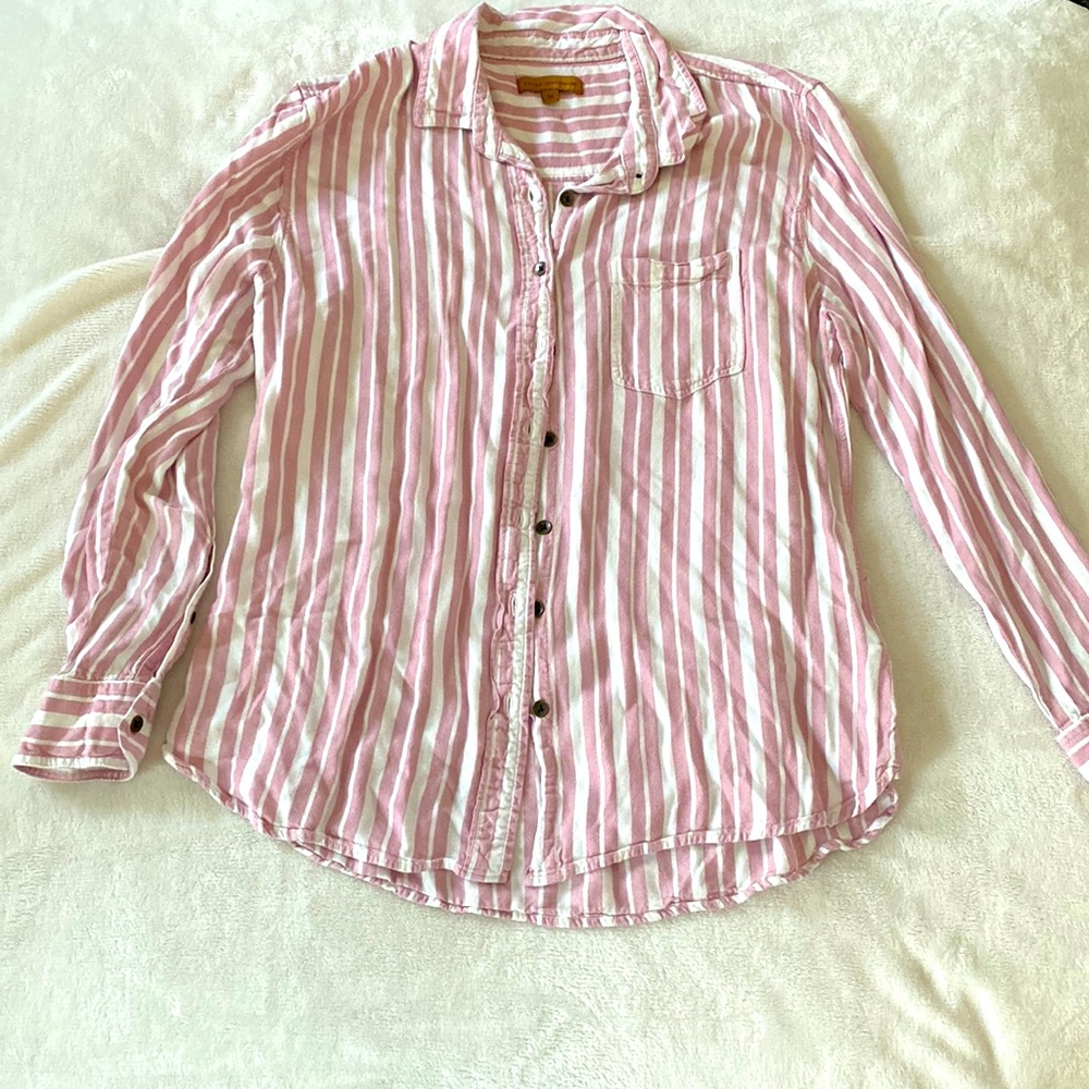 Jack’s Girlfriend Linen Button Down - M